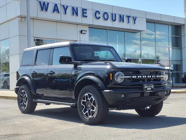 new 2024 Ford Bronco car, priced at $51,890