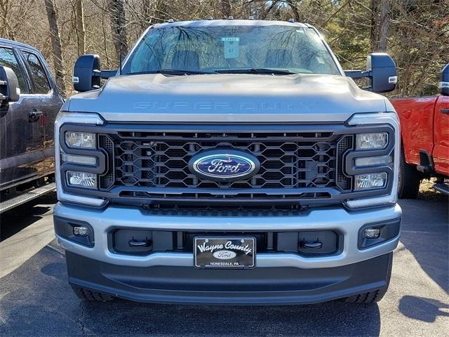 new 2024 Ford F-350 car, priced at $57,345