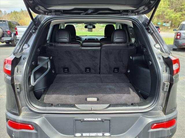 used 2018 Jeep Cherokee car, priced at $18,995