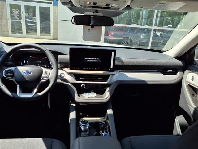 new 2025 Ford Explorer car, priced at $43,940