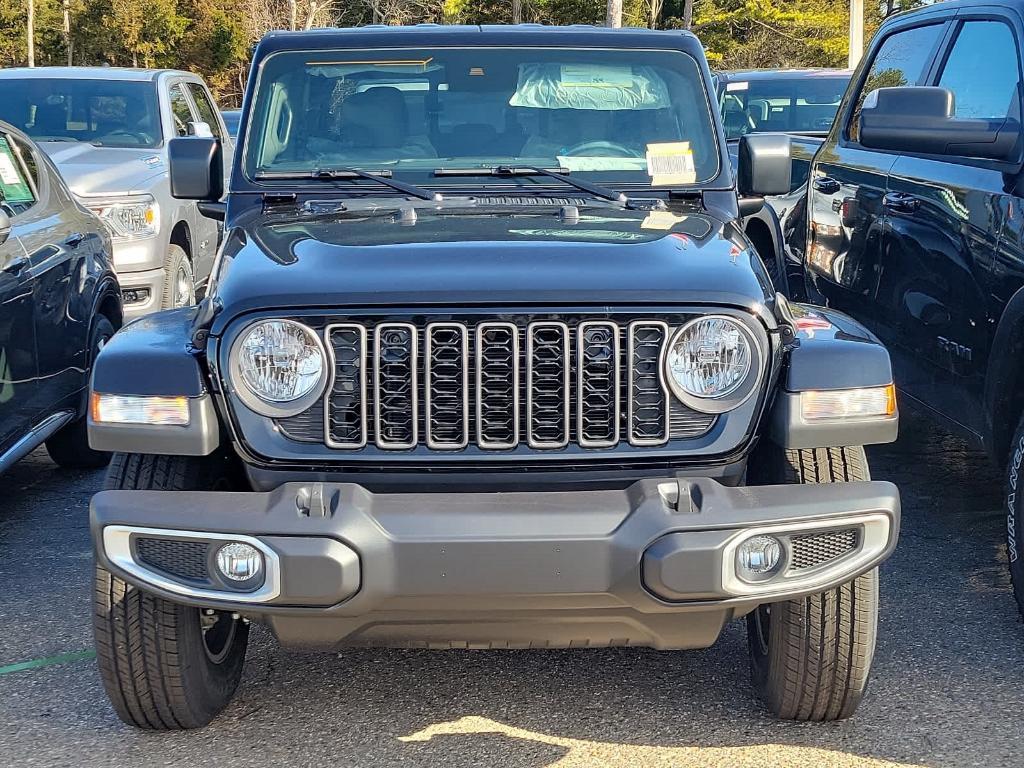 new 2024 Jeep Gladiator car, priced at $38,755