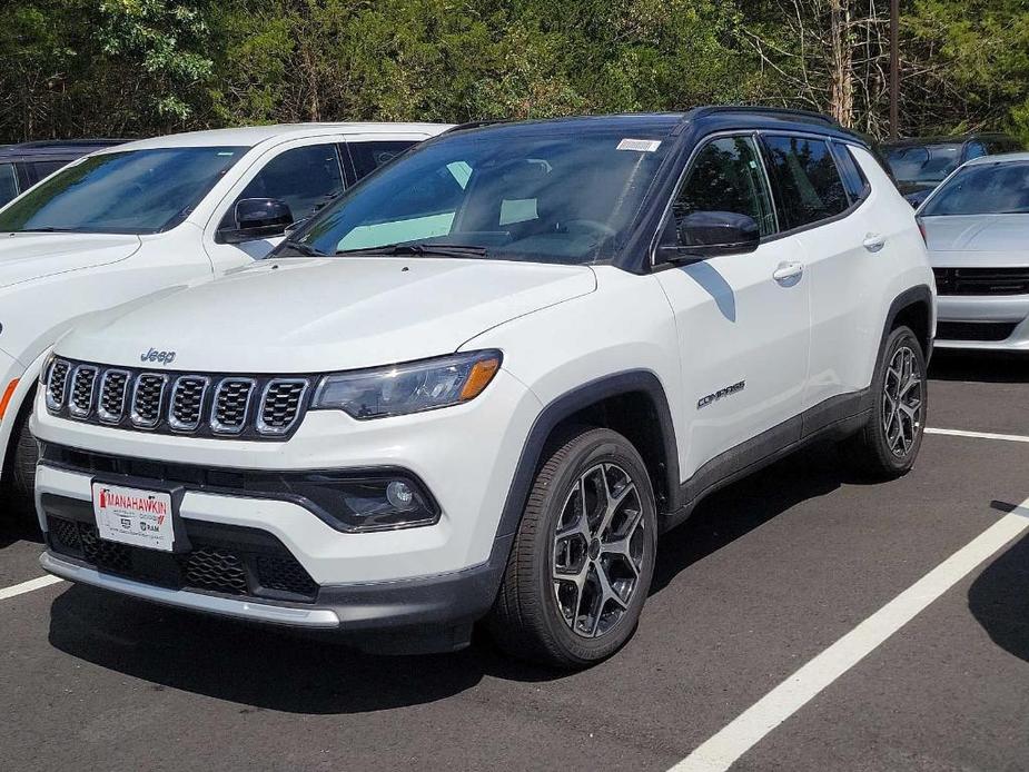 new 2025 Jeep Compass car, priced at $33,040