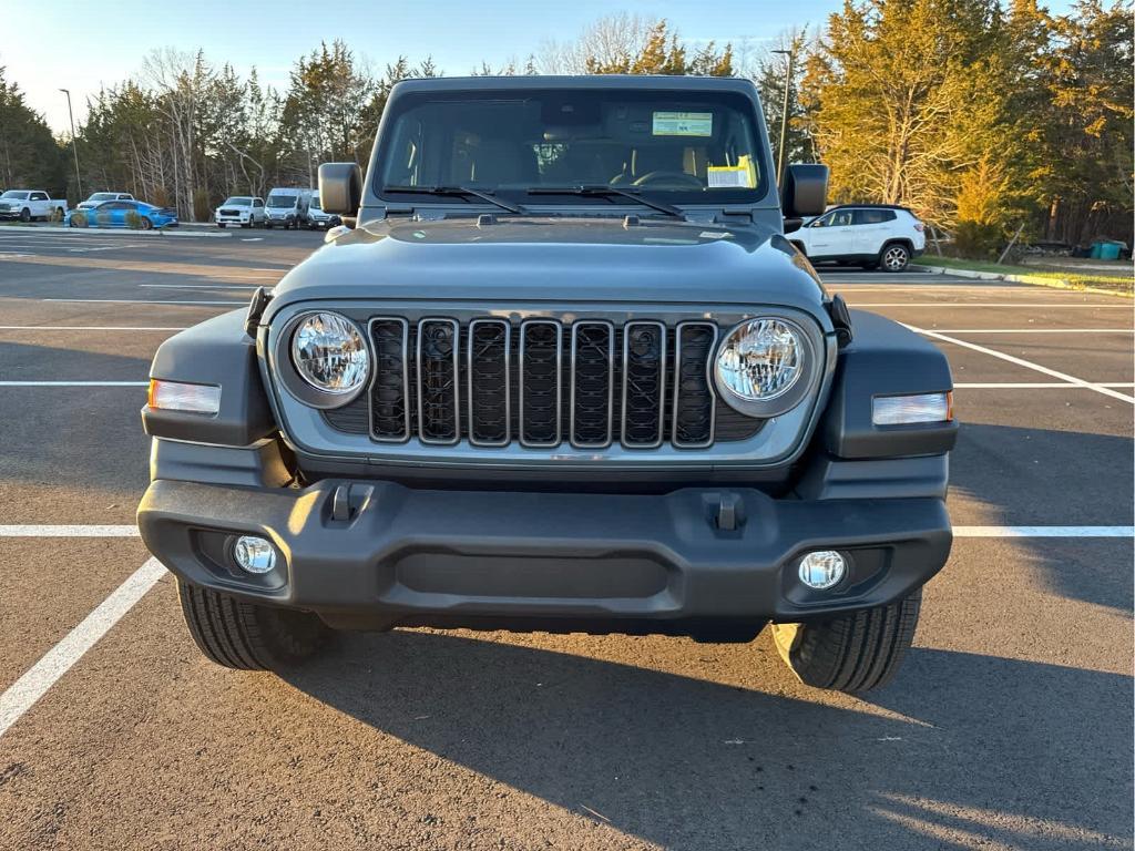 new 2025 Jeep Wrangler car, priced at $48,485