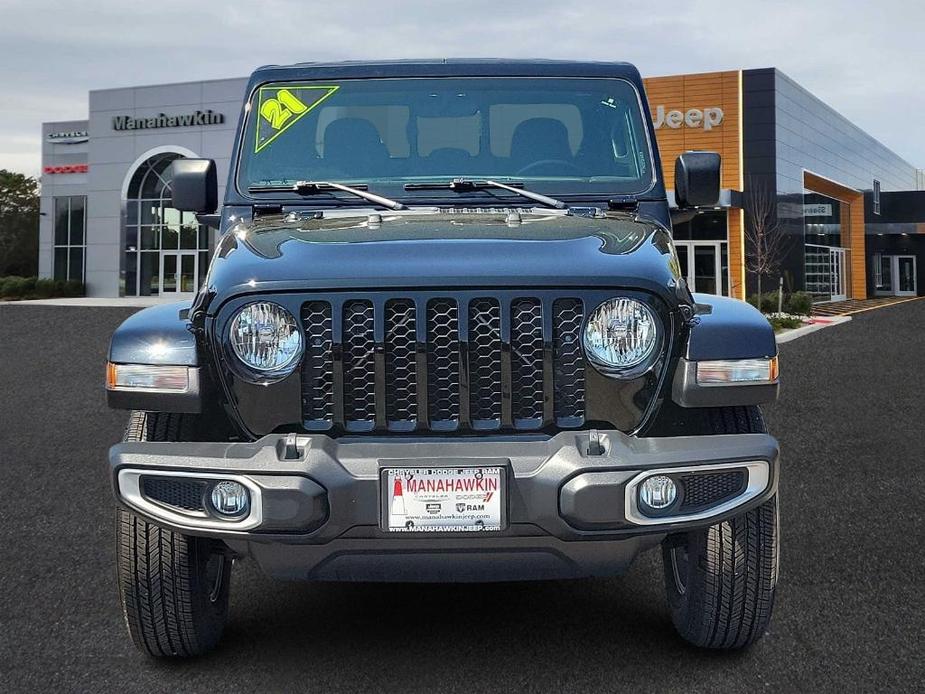 used 2021 Jeep Gladiator car, priced at $33,972