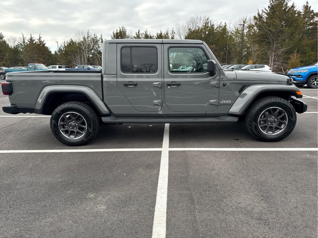 used 2021 Jeep Gladiator car, priced at $32,472