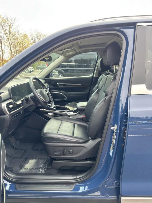 used 2024 Kia Telluride car, priced at $36,972