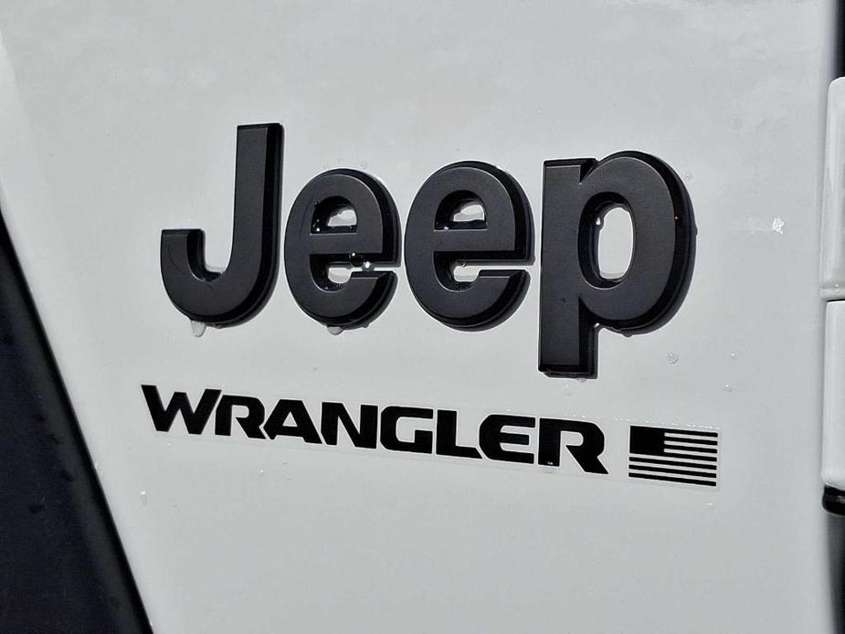 new 2025 Jeep Wrangler car, priced at $52,035