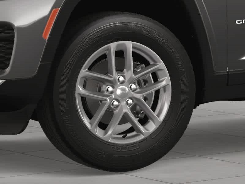 new 2025 Jeep Grand Cherokee car, priced at $41,920