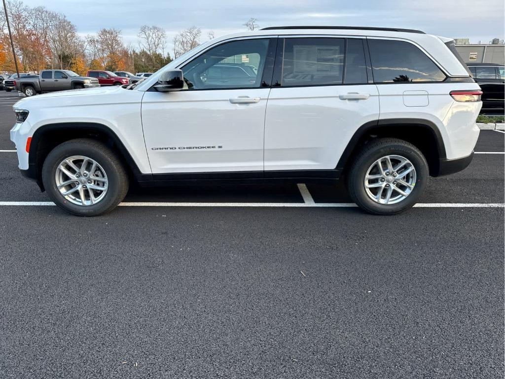 new 2025 Jeep Grand Cherokee car, priced at $41,870