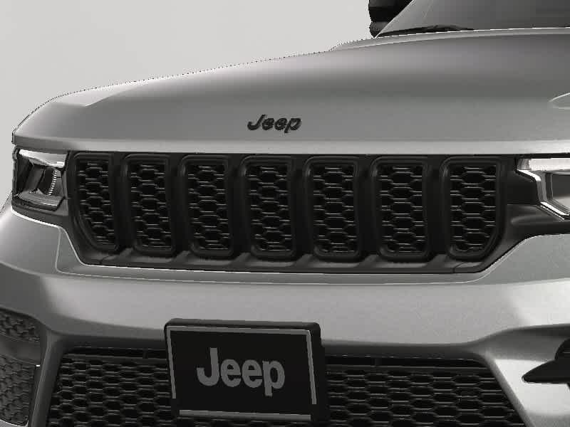 new 2025 Jeep Grand Cherokee car, priced at $44,030