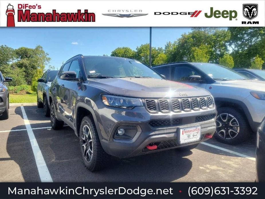 new 2024 Jeep Compass car, priced at $29,913