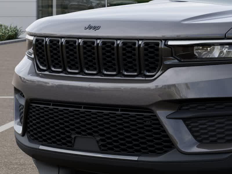 new 2025 Jeep Grand Cherokee car, priced at $44,480