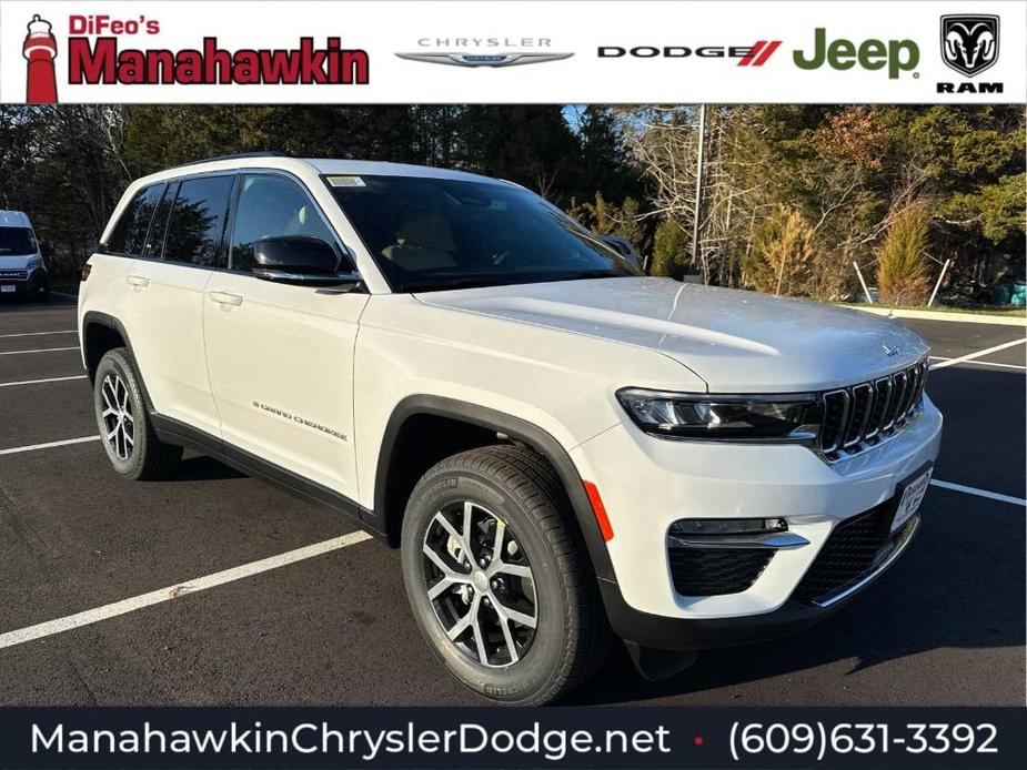 new 2025 Jeep Grand Cherokee car, priced at $43,700