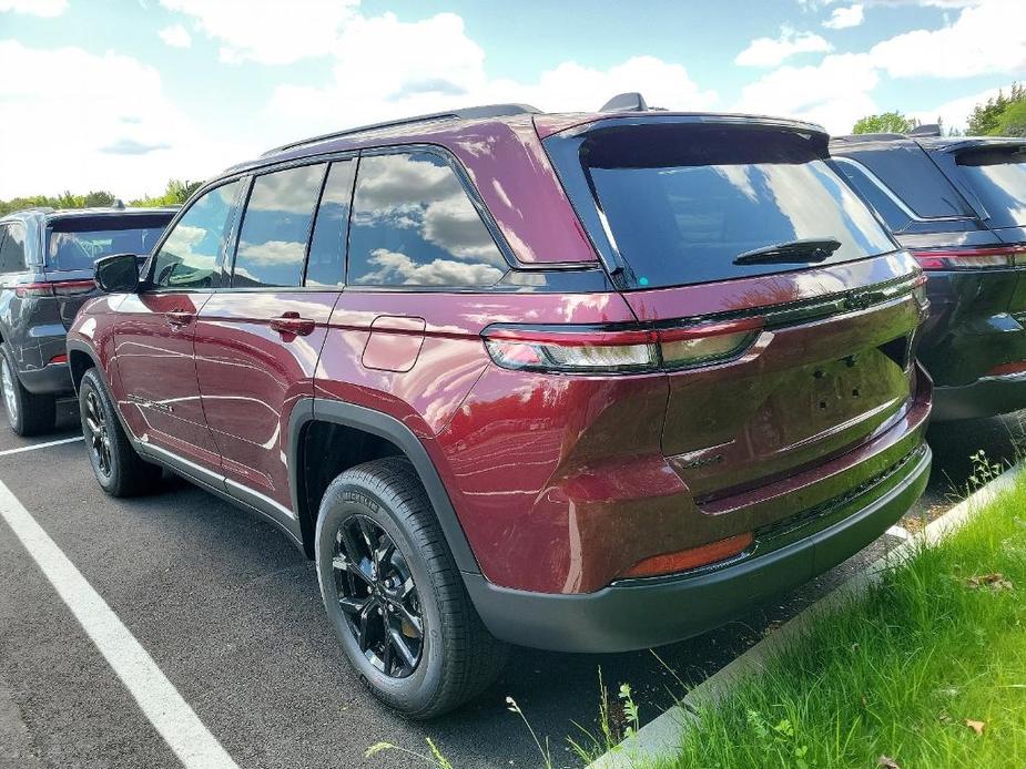 new 2024 Jeep Grand Cherokee car, priced at $47,030