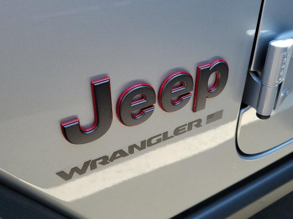 new 2024 Jeep Wrangler car, priced at $55,373