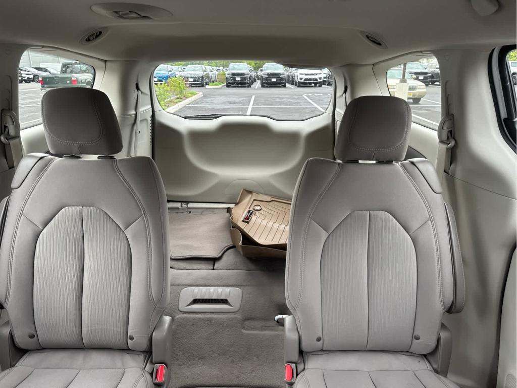 used 2017 Chrysler Pacifica car, priced at $12,972