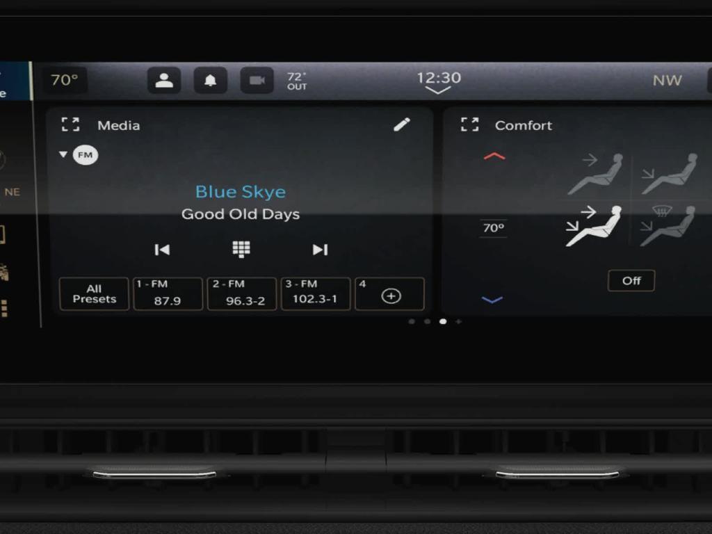 new 2025 Jeep Wrangler car, priced at $47,385