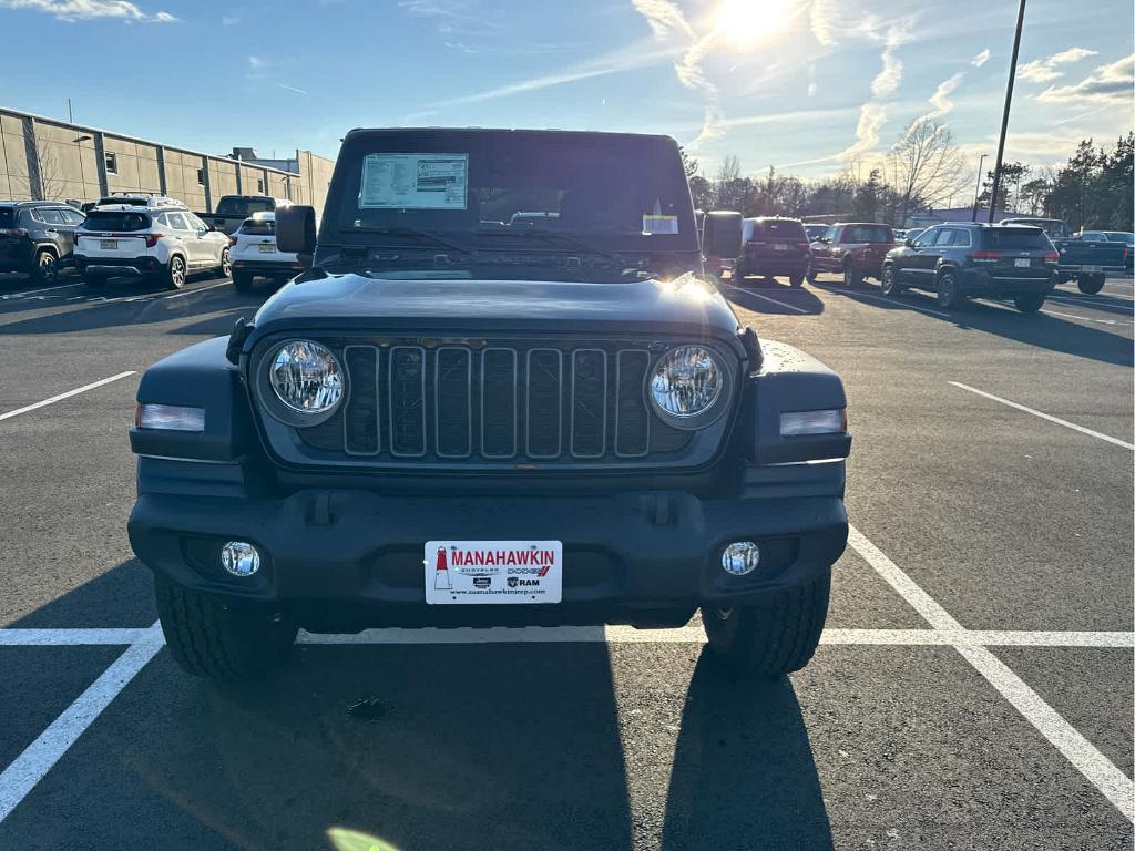 new 2025 Jeep Wrangler car, priced at $47,385