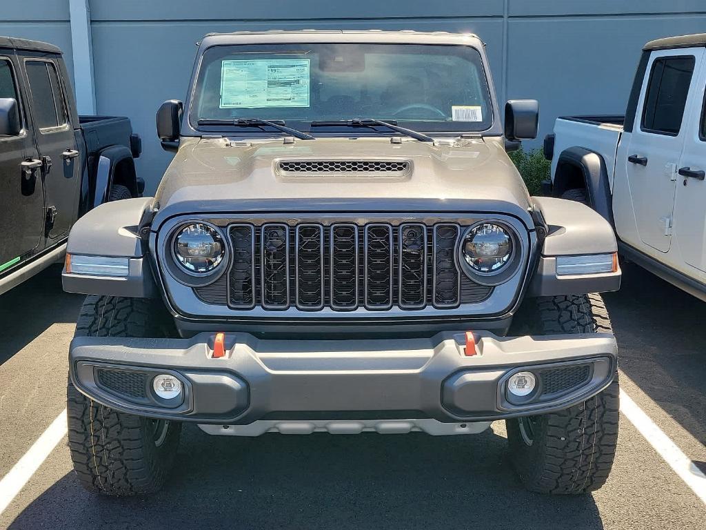 new 2024 Jeep Gladiator car, priced at $46,408