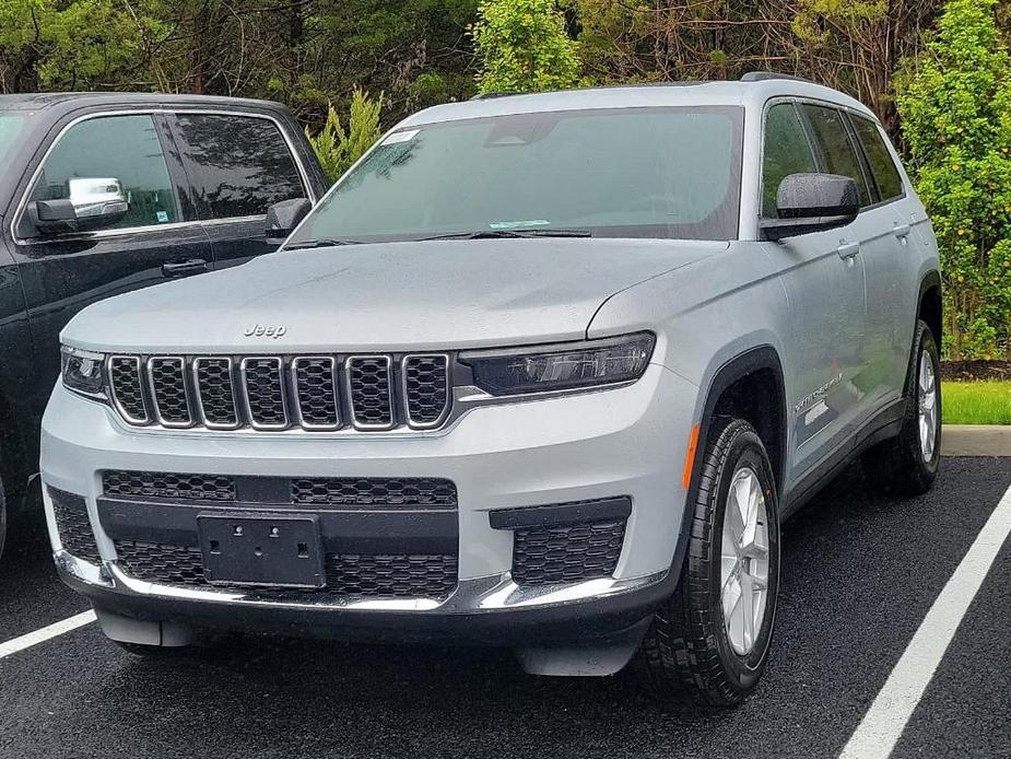 new 2024 Jeep Grand Cherokee L car, priced at $38,753