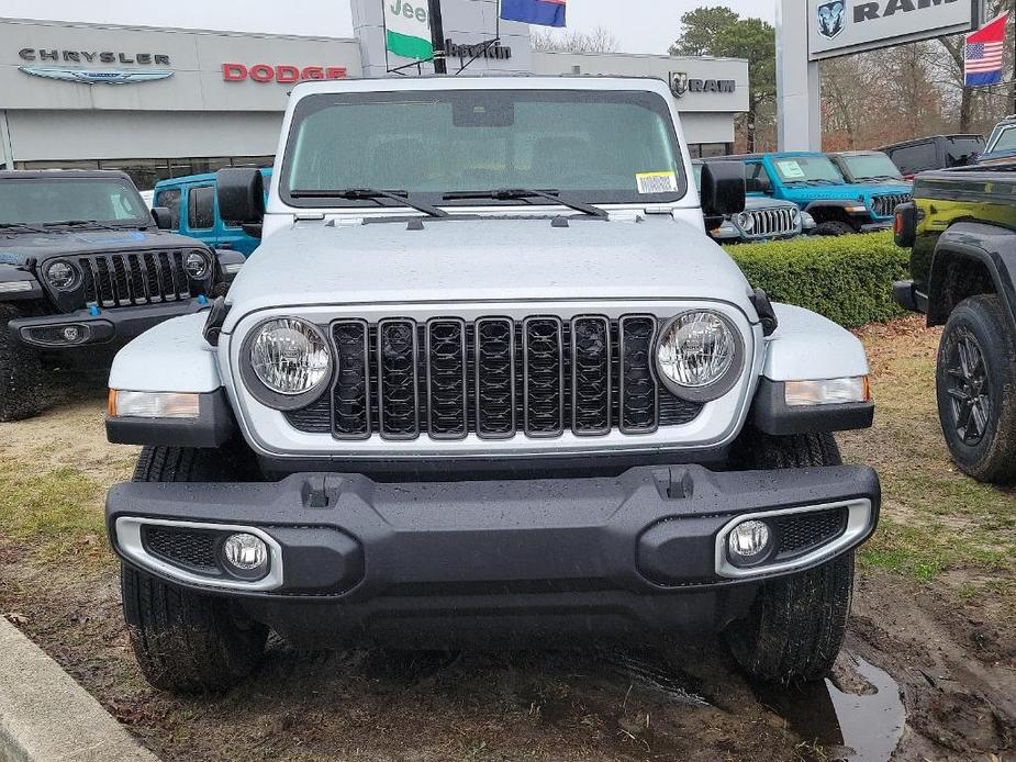 new 2024 Jeep Gladiator car, priced at $48,245