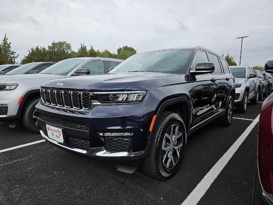 new 2024 Jeep Grand Cherokee L car, priced at $44,123