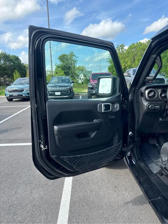 used 2019 Jeep Wrangler Unlimited car, priced at $23,472
