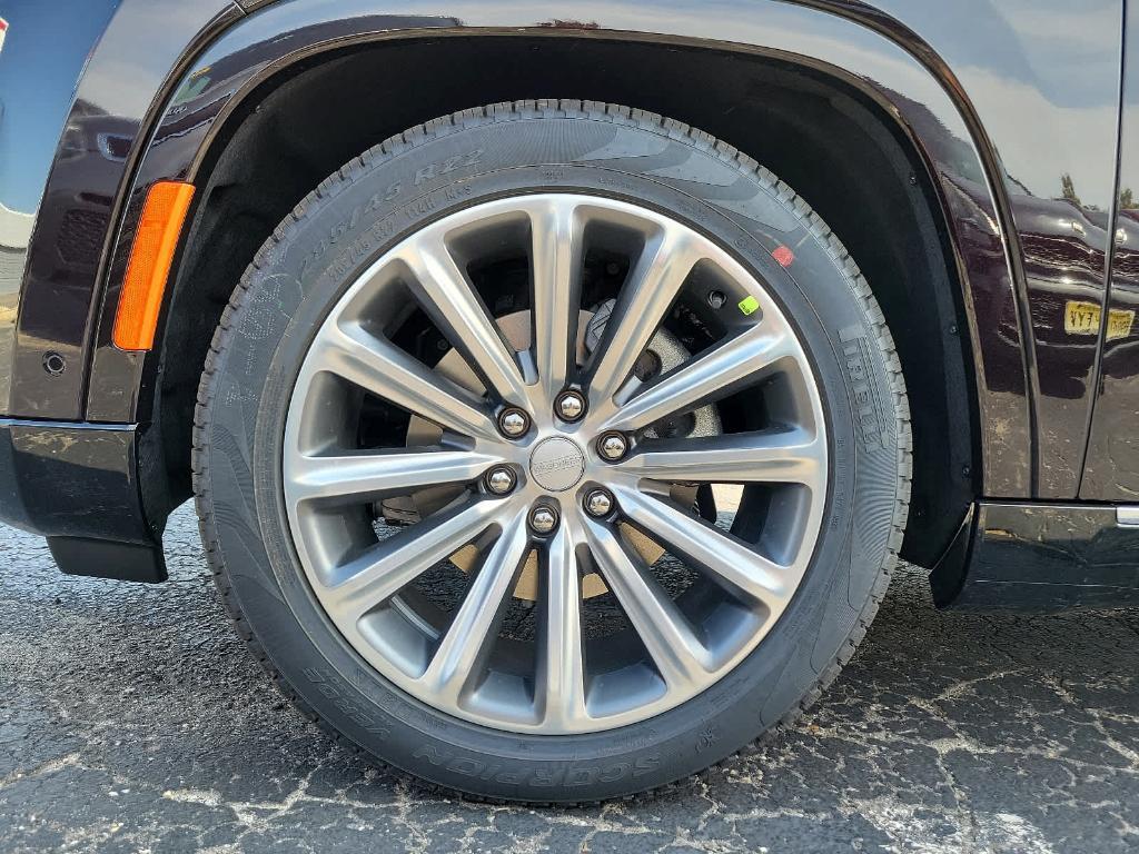 new 2023 Jeep Grand Wagoneer car, priced at $79,972