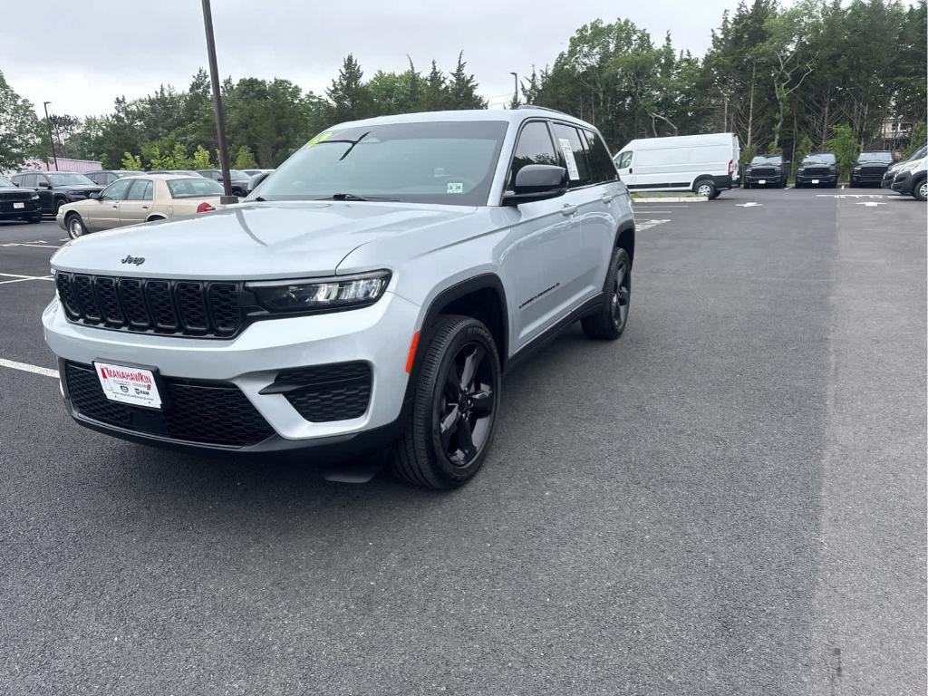 used 2023 Jeep Grand Cherokee car, priced at $36,472