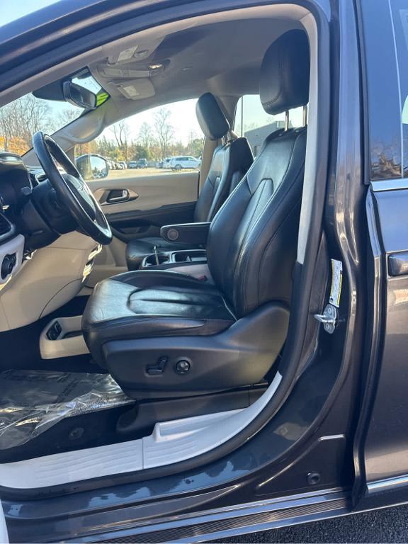 used 2020 Chrysler Pacifica car, priced at $16,472
