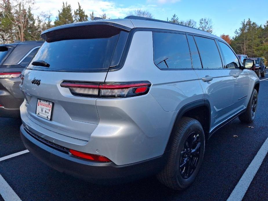 new 2025 Jeep Grand Cherokee L car, priced at $47,030