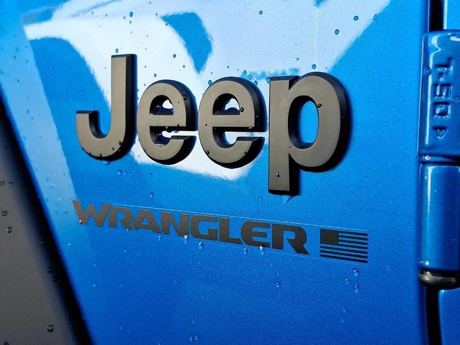 new 2025 Jeep Wrangler car, priced at $49,440