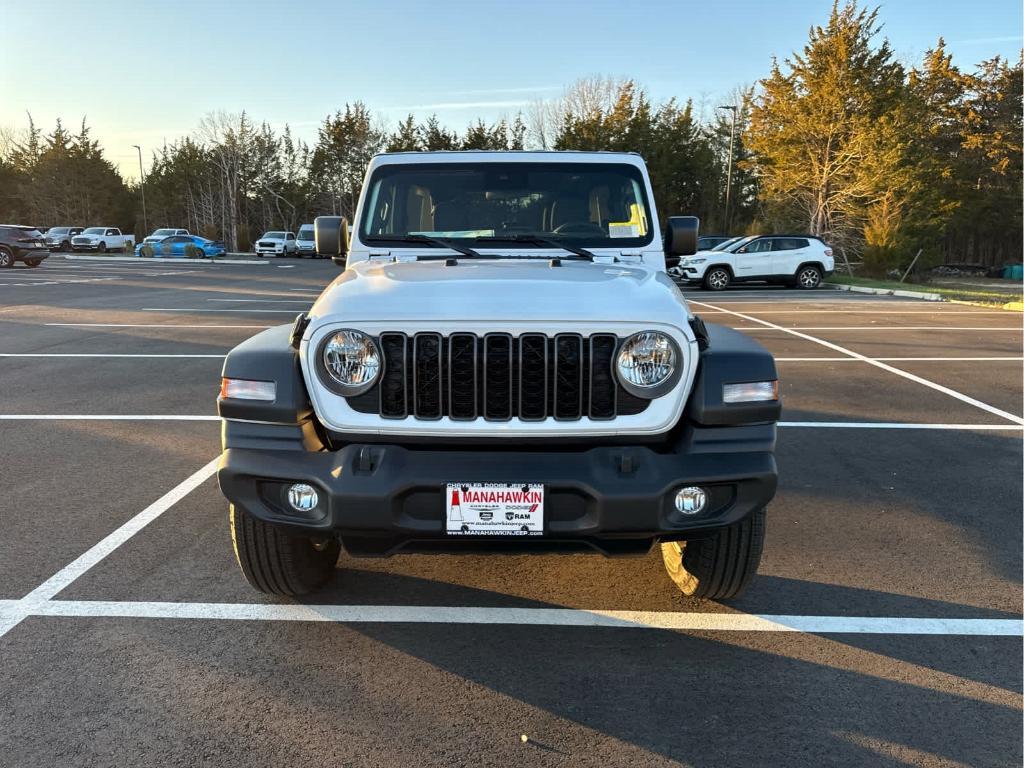 new 2025 Jeep Wrangler car, priced at $47,890