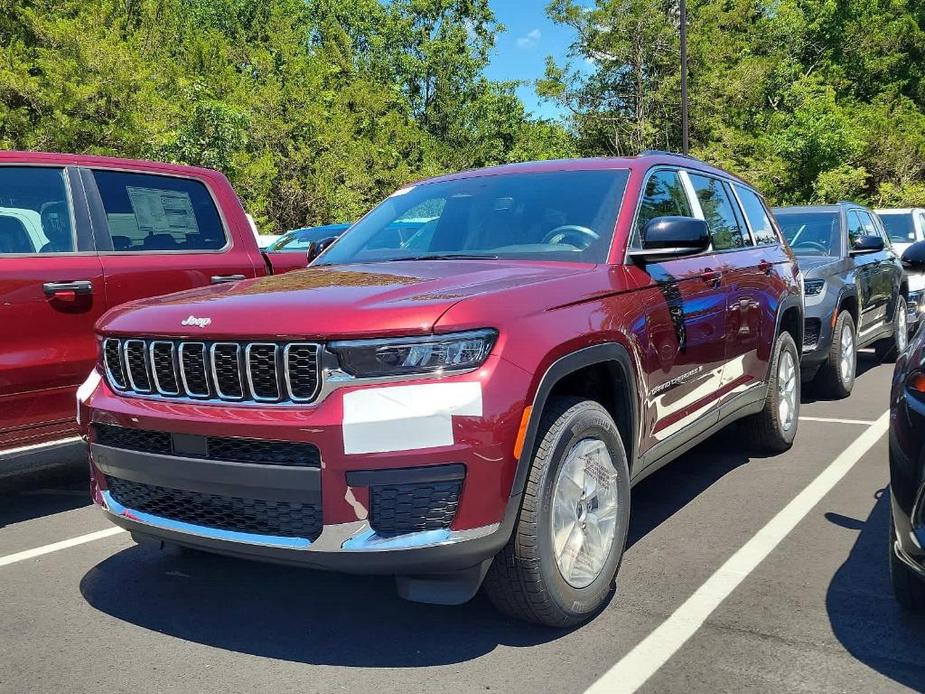 new 2024 Jeep Grand Cherokee L car, priced at $38,753