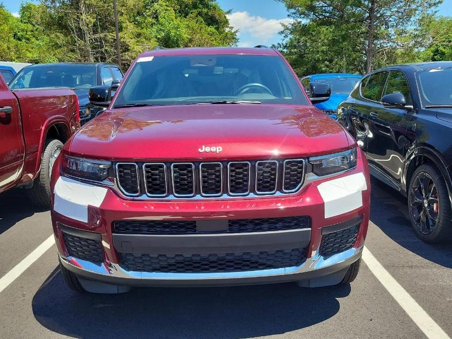 new 2024 Jeep Grand Cherokee L car, priced at $38,753