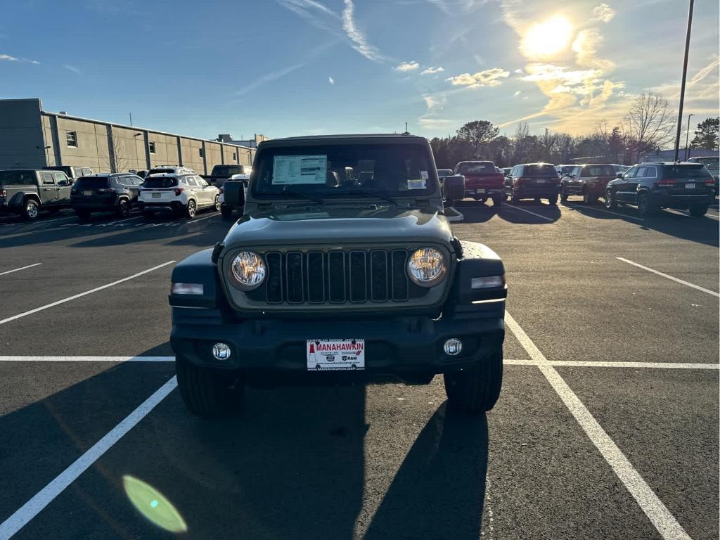 new 2025 Jeep Wrangler car, priced at $46,935