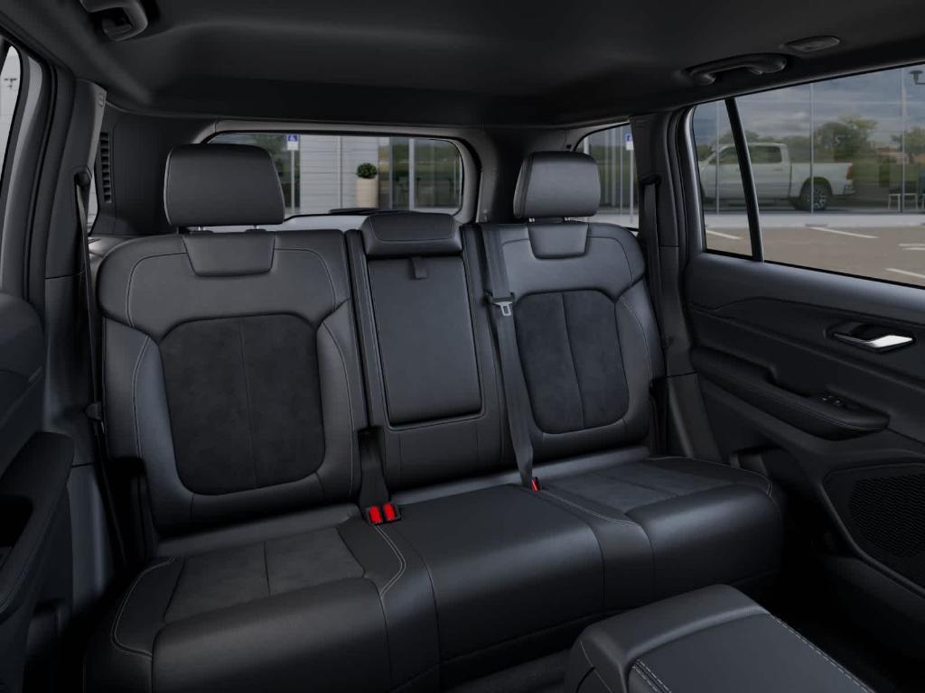 new 2025 Jeep Grand Cherokee car, priced at $43,885