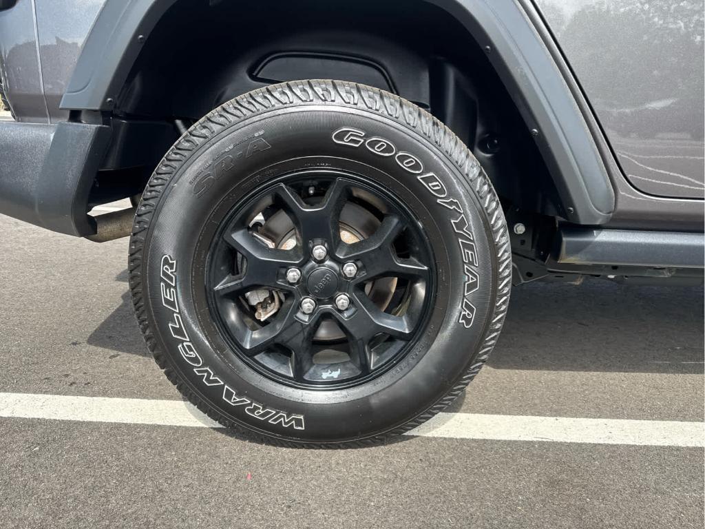 used 2021 Jeep Wrangler Unlimited car, priced at $32,472