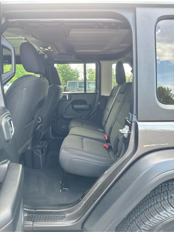 used 2021 Jeep Wrangler Unlimited car, priced at $32,472