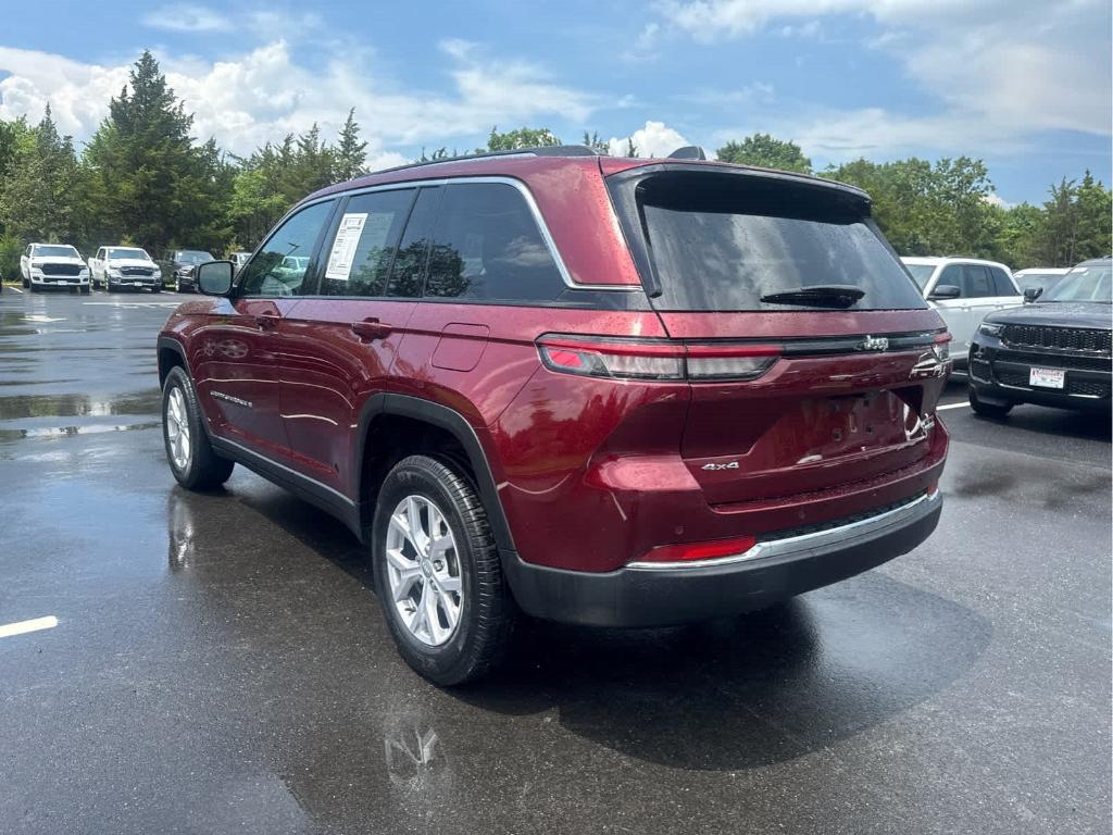 used 2022 Jeep Grand Cherokee car, priced at $33,572