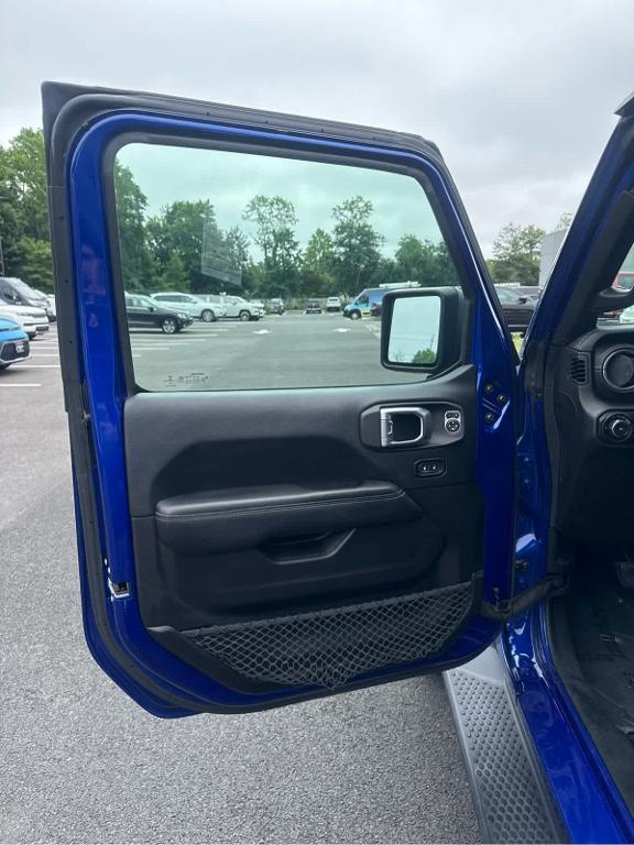 used 2018 Jeep Wrangler Unlimited car, priced at $24,972