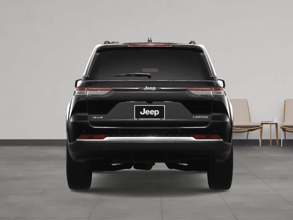 new 2025 Jeep Grand Cherokee car, priced at $44,795
