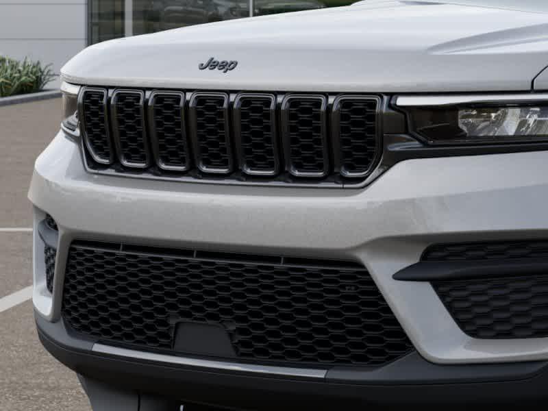 new 2025 Jeep Grand Cherokee car, priced at $44,125