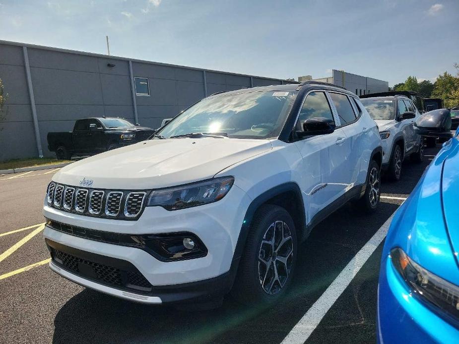 new 2025 Jeep Compass car, priced at $33,040