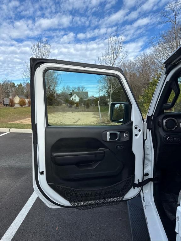 used 2018 Jeep Wrangler Unlimited car, priced at $21,972