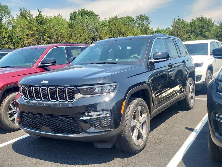 new 2024 Jeep Grand Cherokee car, priced at $50,435