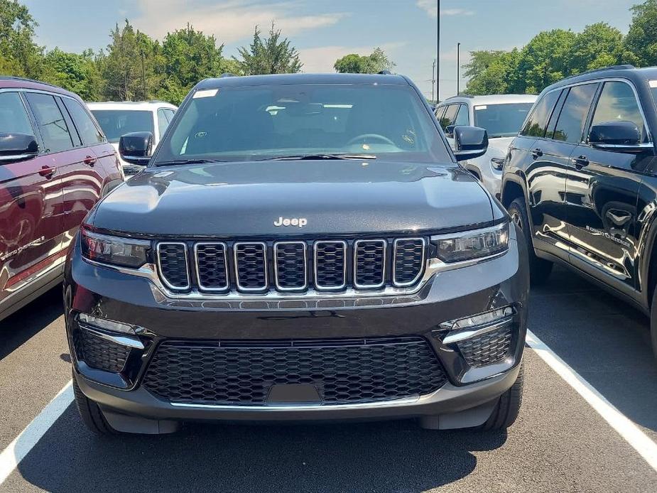 new 2024 Jeep Grand Cherokee car, priced at $50,435