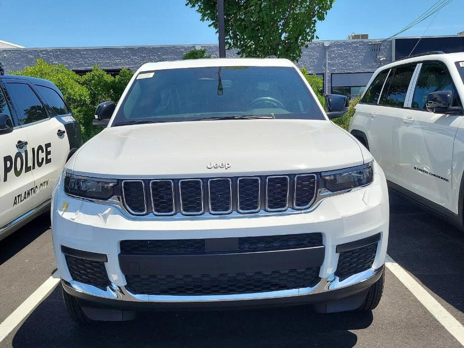 new 2024 Jeep Grand Cherokee L car, priced at $38,158