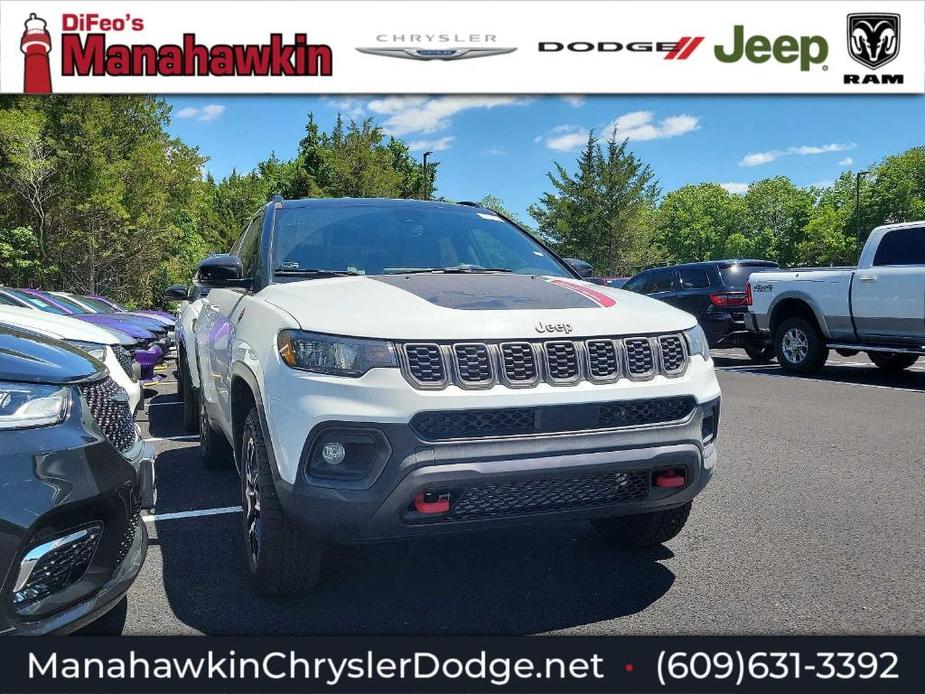 new 2024 Jeep Compass car, priced at $28,318