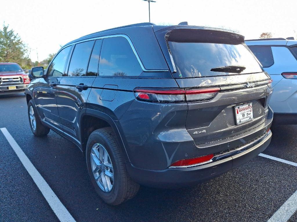 new 2025 Jeep Grand Cherokee car, priced at $42,470